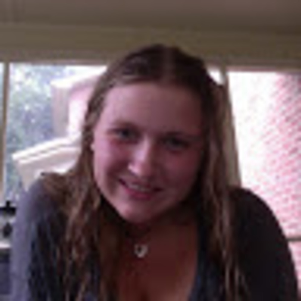 Meet your Posher, Claire